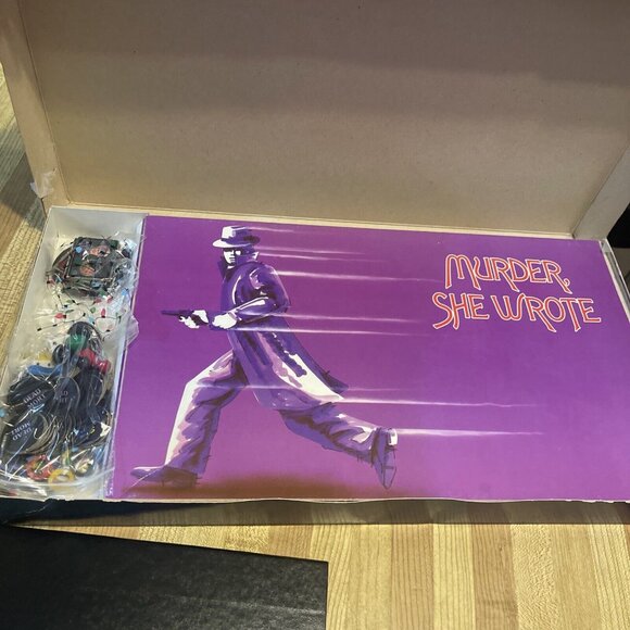 Vintage 1985 Murder She Wrote Board Game by Warren 99% Complete - Picture 9 of 16